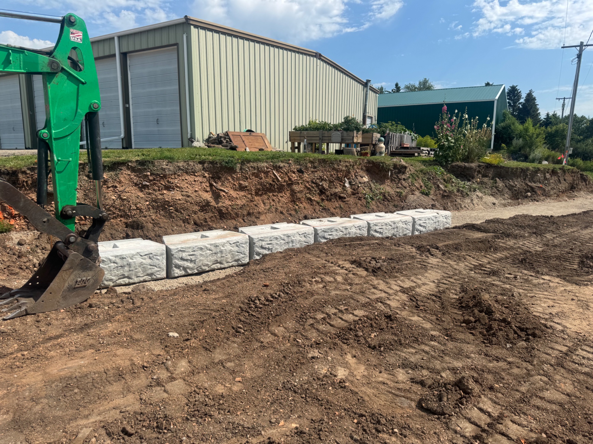Concrete block retaining wall installation Wilton North Dakota